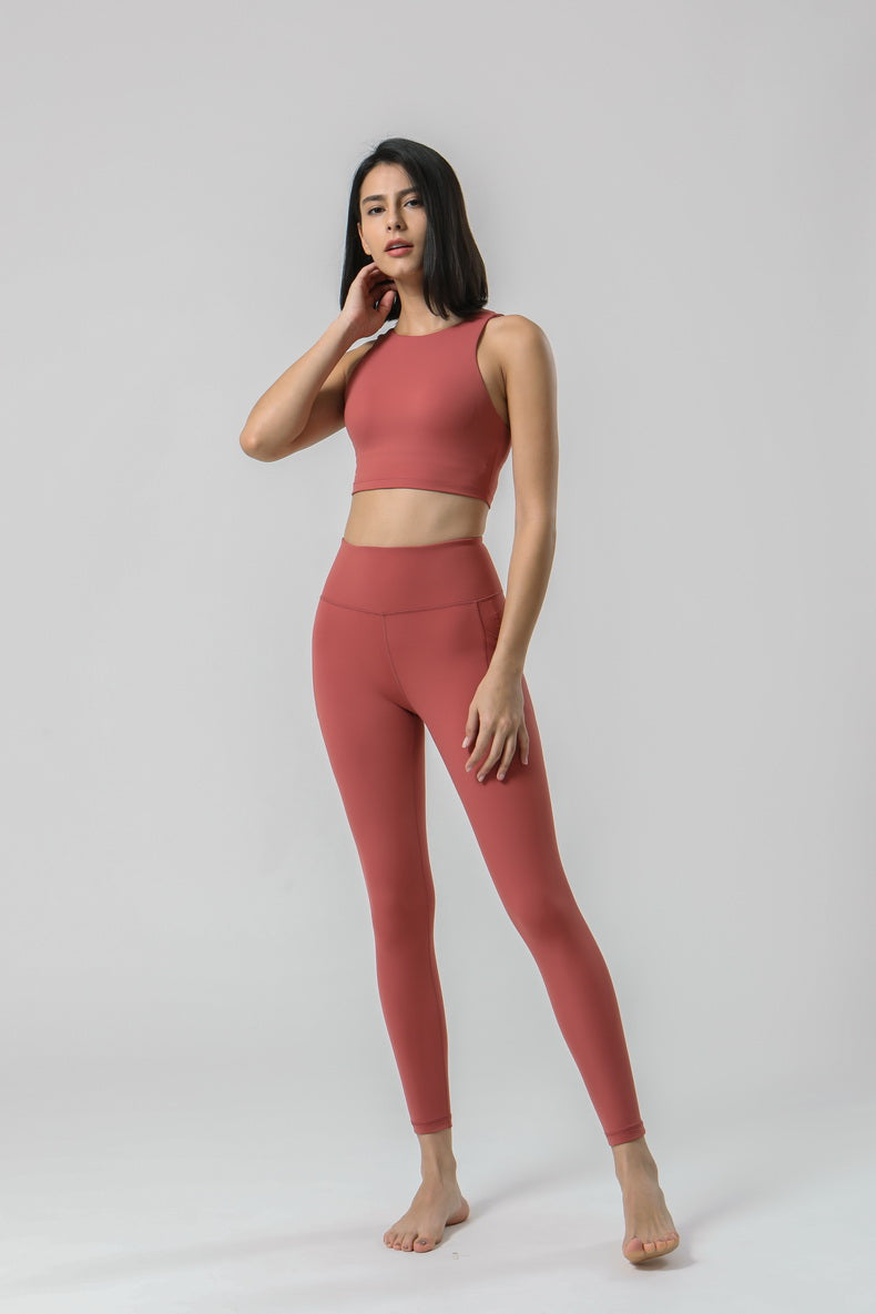Conjunto deportivo top y leggings